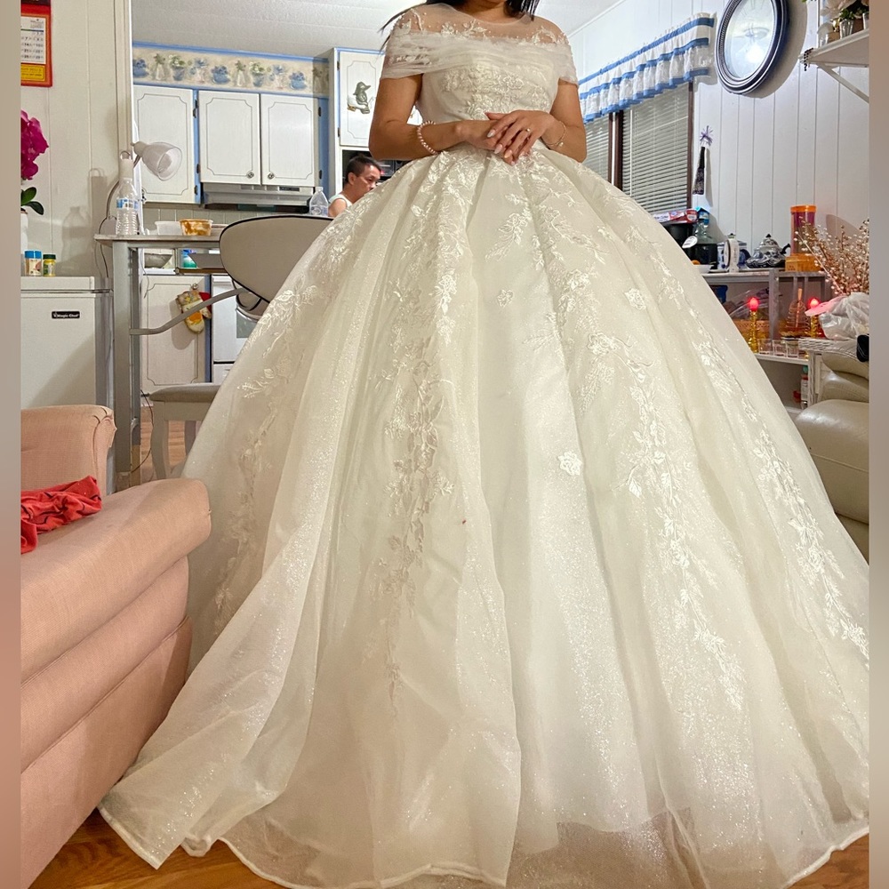 Bridal dress custom